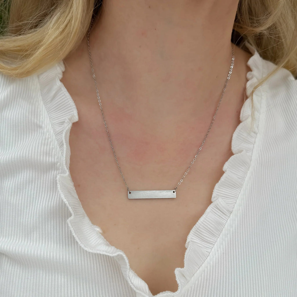 Handwriting Horizontal Bar Necklace